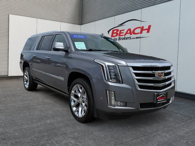 Used 2020 Cadillac Escalade ESV Premium Luxury AWD/4WD image 3