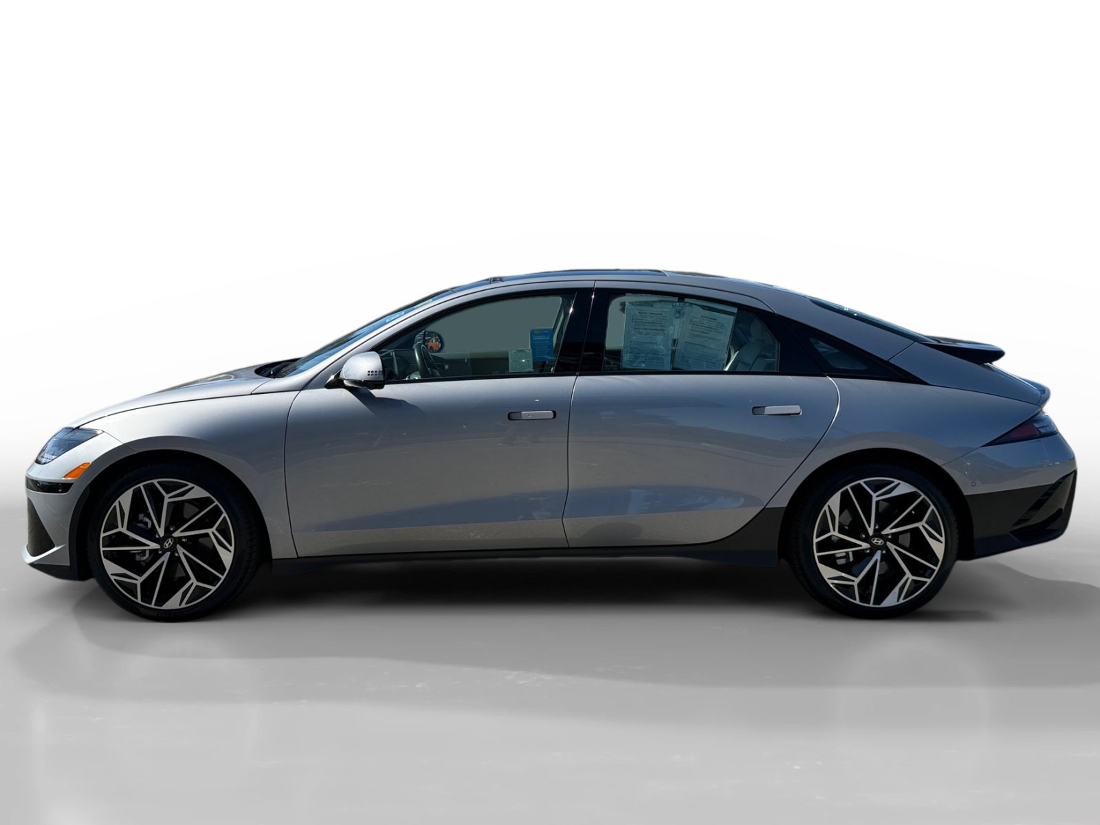Certified 2023 Hyundai Ioniq 6 Limited RWD image 2