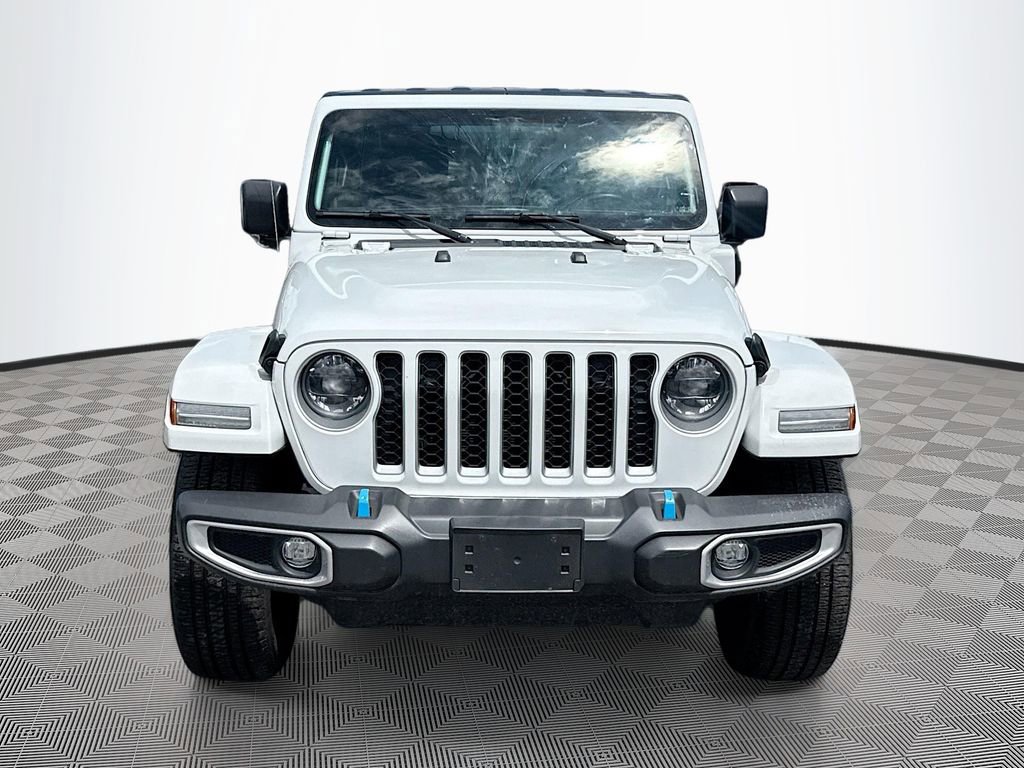 Used 2023 Jeep Wrangler Unlimited Sahara w/ Cold Weather Group image 2