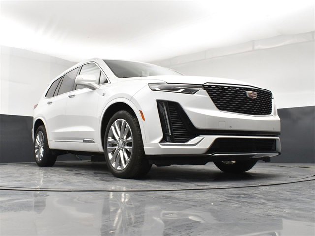 Used 2023 Cadillac XT6 Premium Luxury w/ LPO, Floor Liner Package image 21