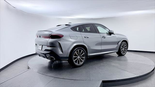 Used 2025 BMW X6 xDrive40i w/ Climate Comfort Package image 9