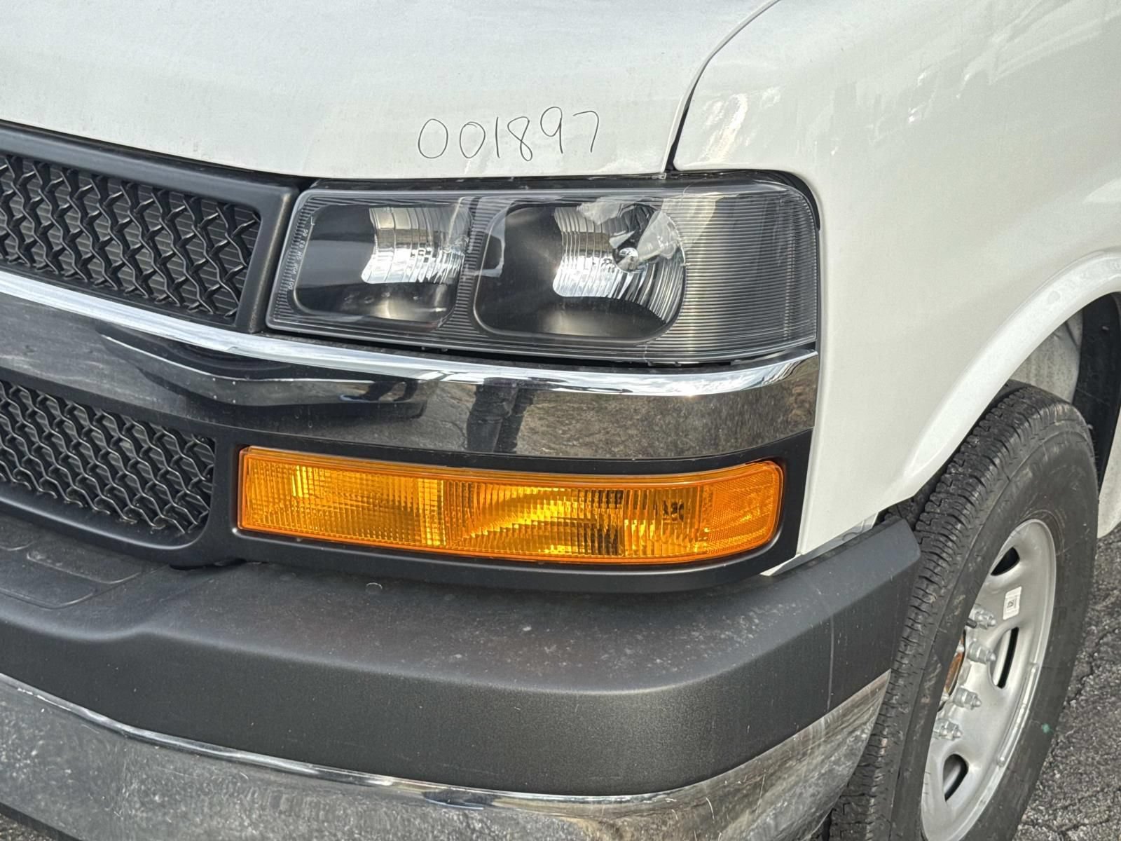 New 2026 Chevrolet Express 3500 w/ Power Convenience Package RWD image 7