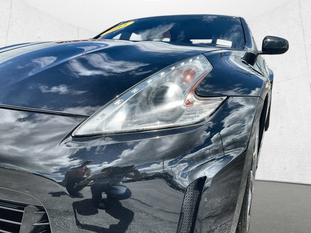 Used 2015 Nissan 370Z Coupe RWD image 36