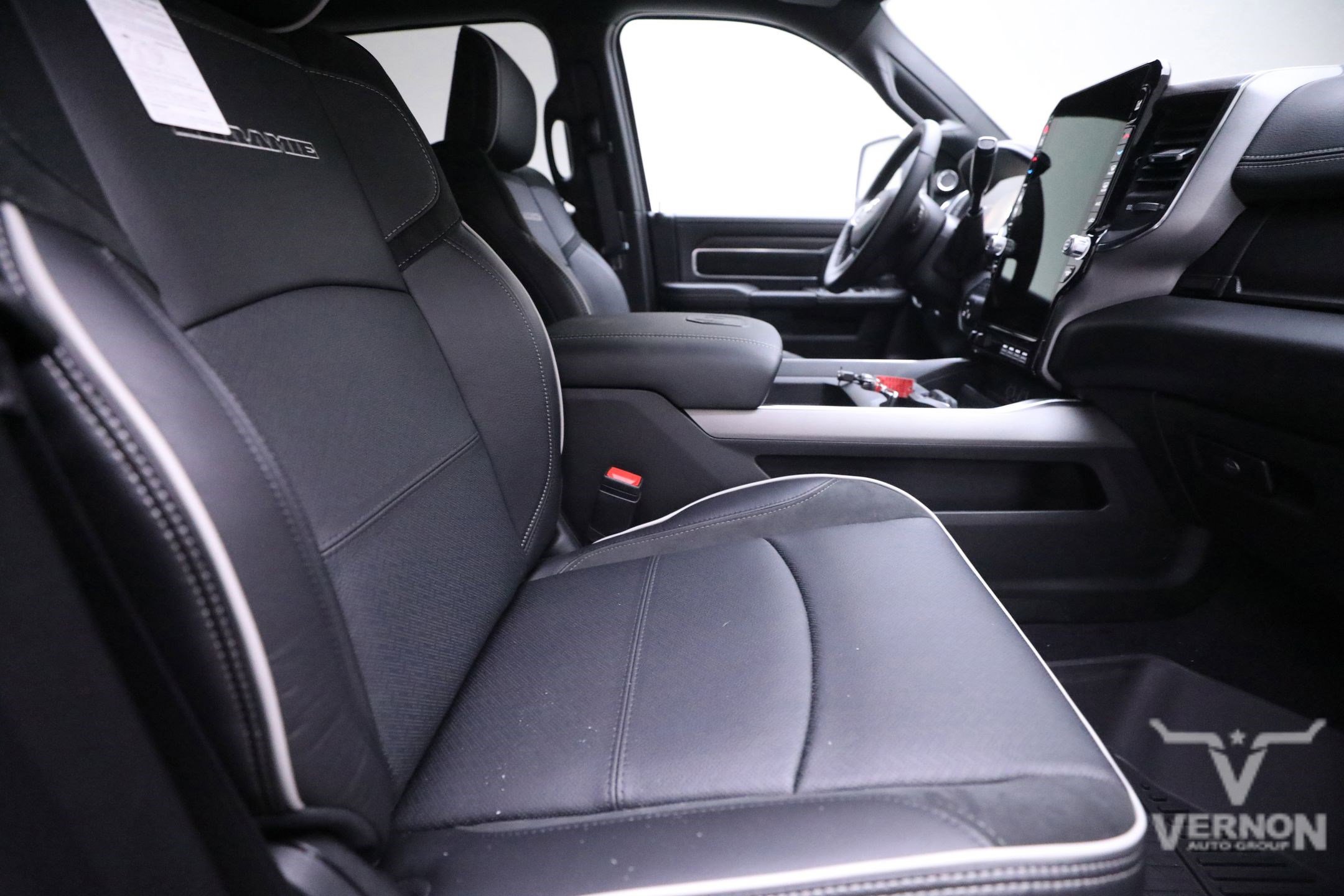 New 2025 RAM 3500 Laramie image 22