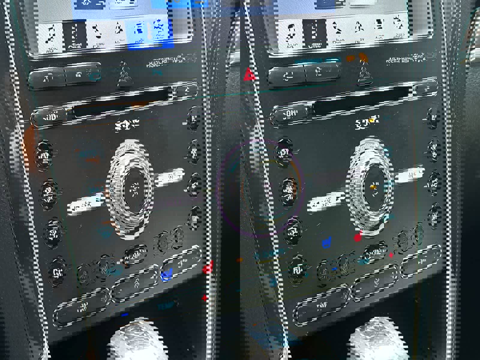 Used 2017 Ford Explorer Limited image 18