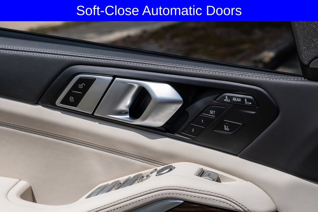 Used 2025 BMW X7 xDrive40i w/ M Sport Package AWD/4WD image 14
