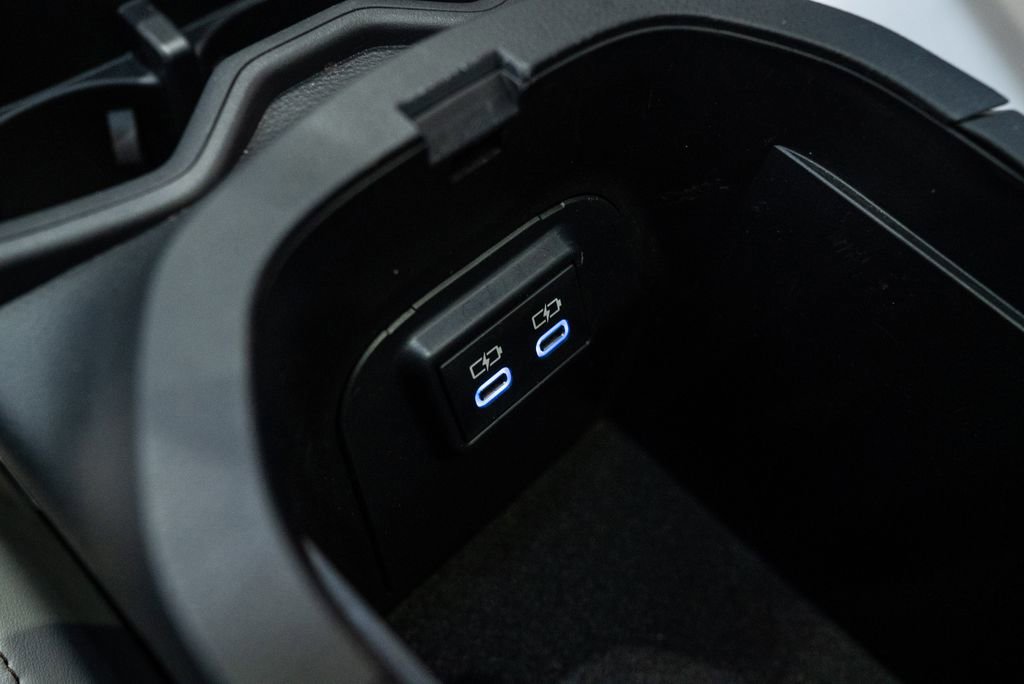 Certified 2022 Toyota RAV4 XLE Premium image 30