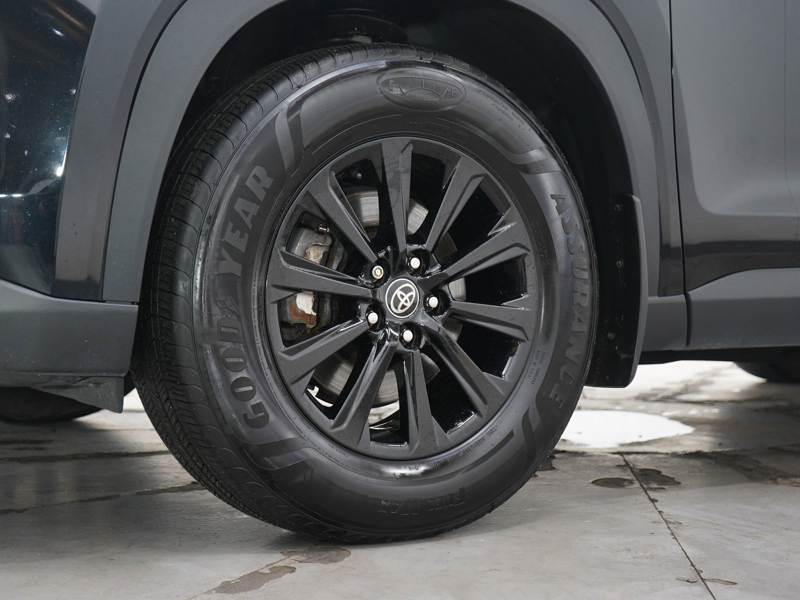 Used 2024 Toyota Grand Highlander XLE image 32