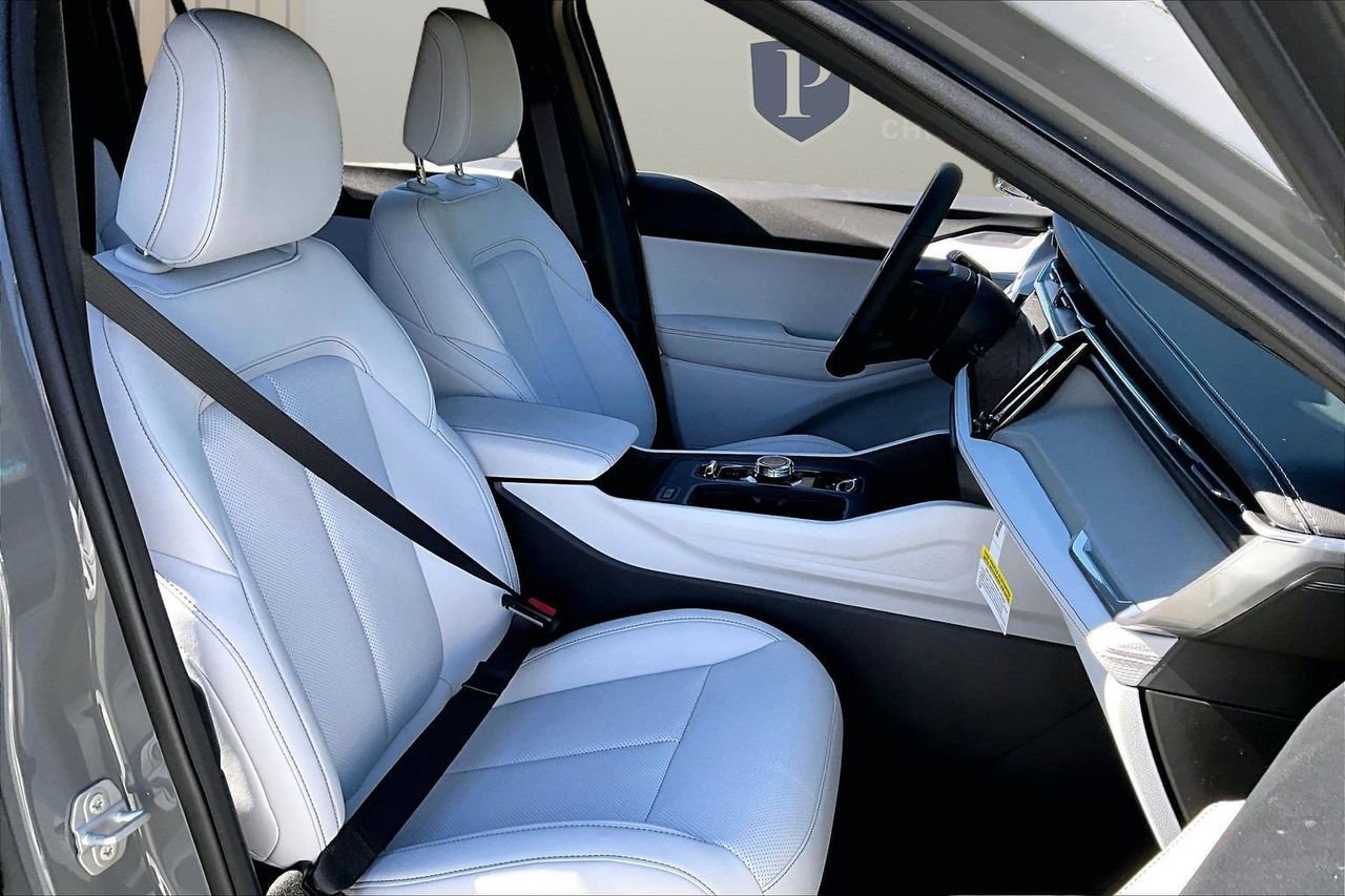 New 2026 Jeep Cherokee Limited image 23