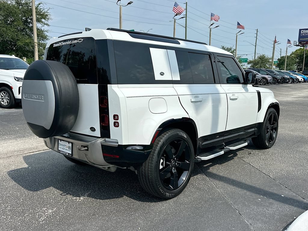 Used 2023 Land Rover Defender 110 SE AWD/4WD image 5