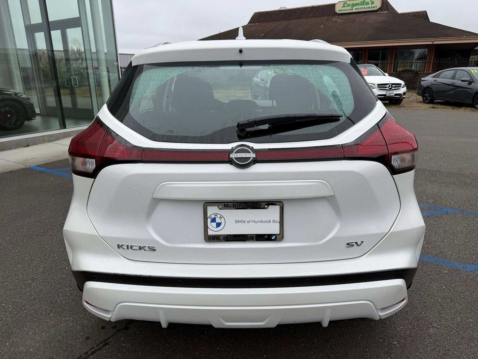 Used 2023 Nissan Kicks SV FWD image 7