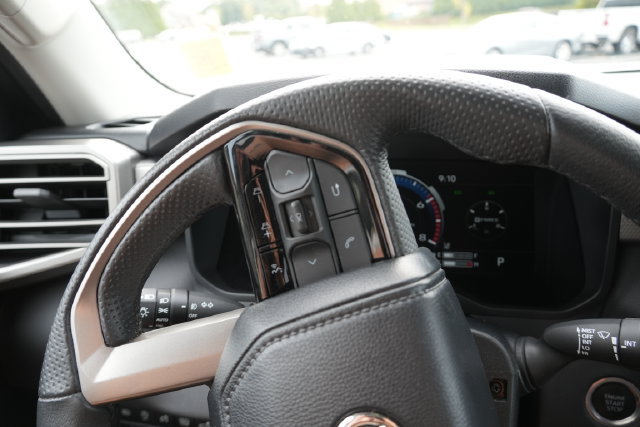 Used 2024 Toyota Tundra Limited AWD/4WD image 25