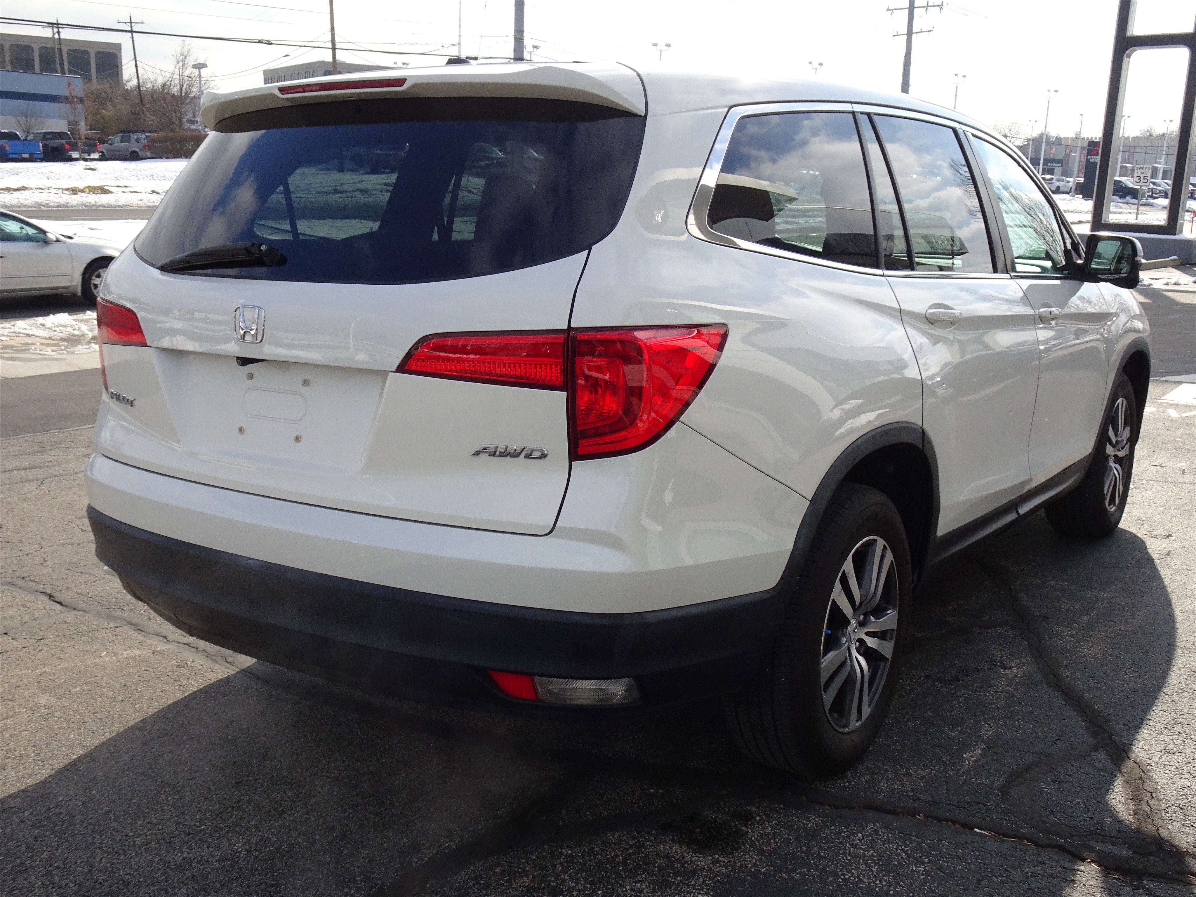 Used 2016 Honda Pilot EX-L image 5