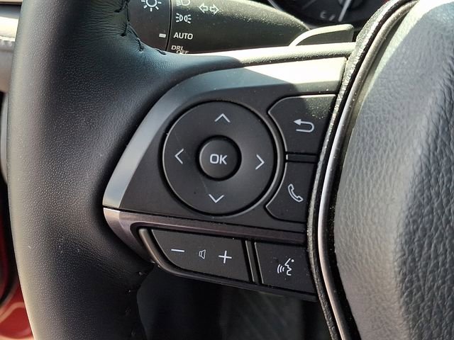 Used 2022 Toyota Camry SE image 16