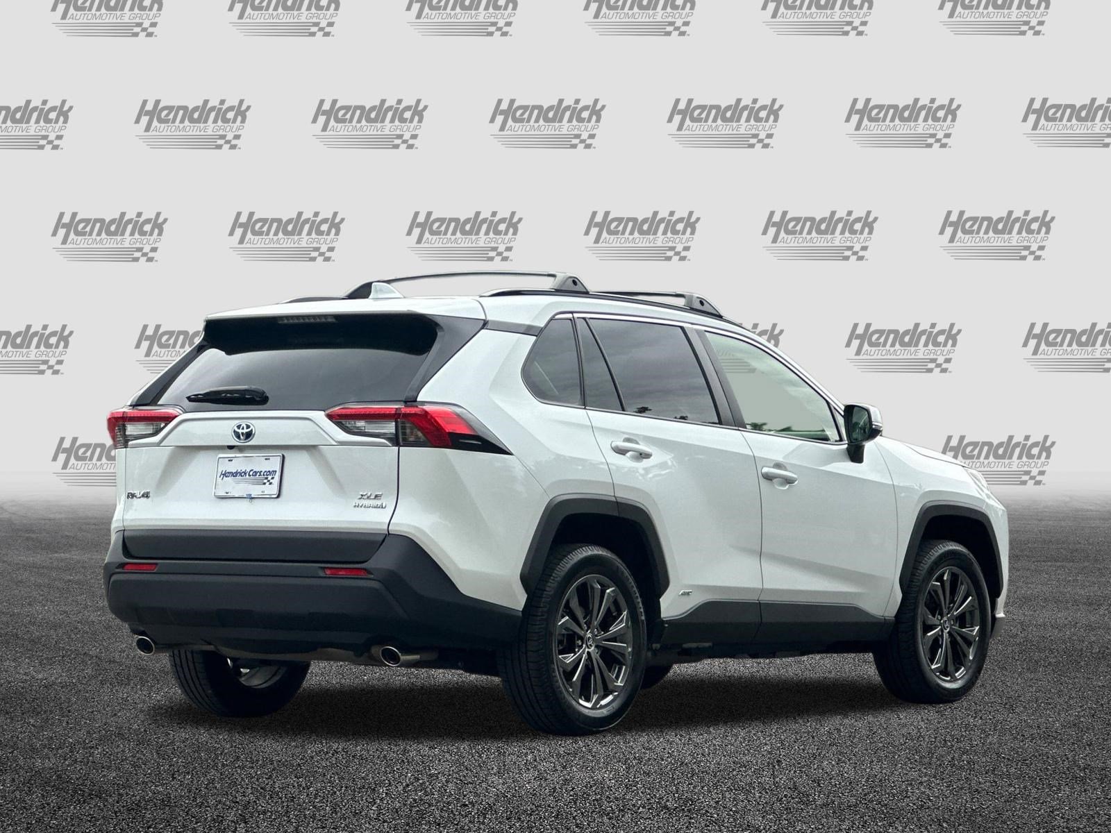 Used 2023 Toyota RAV4 XLE Premium AWD/4WD image 5
