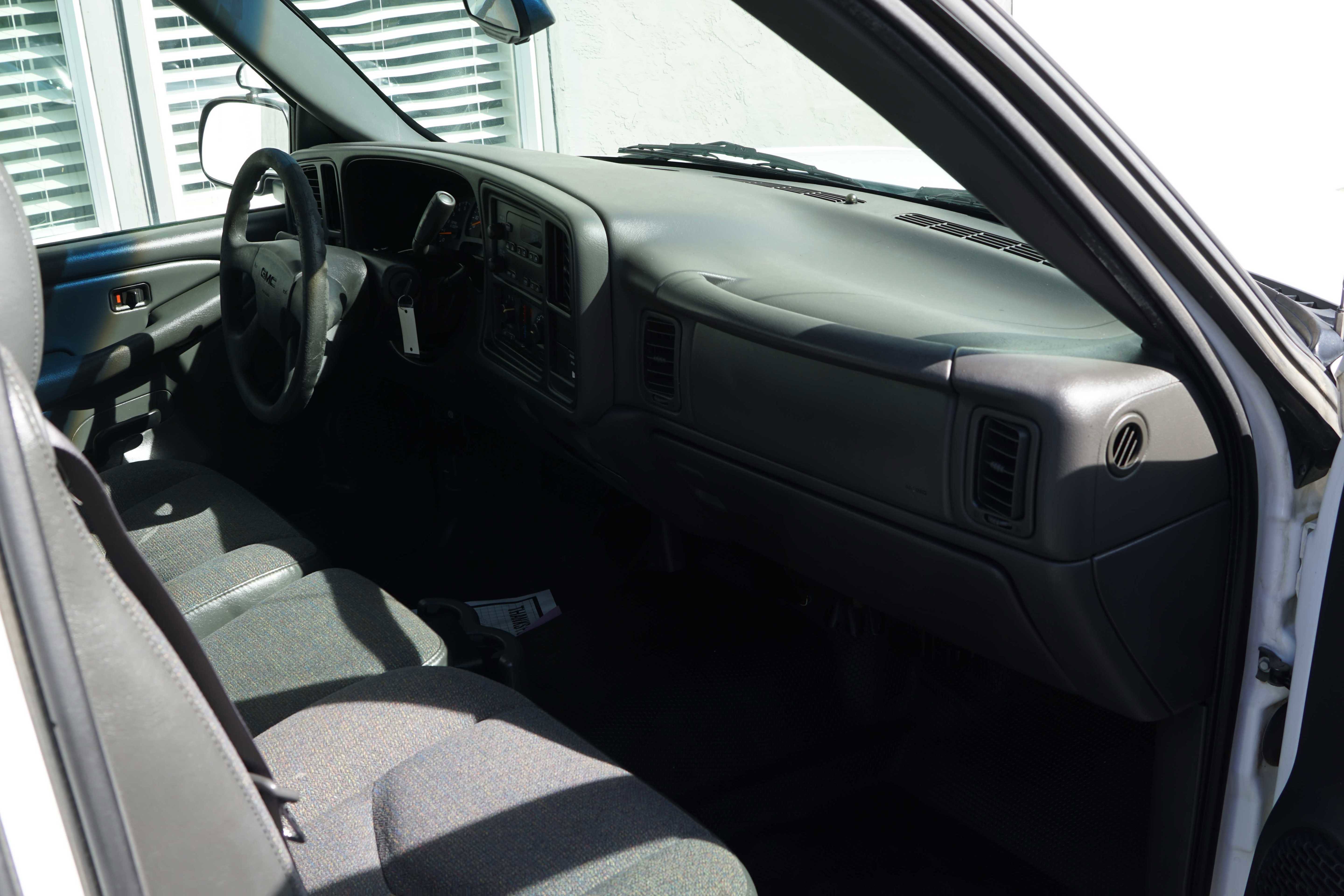 Used 2003 GMC Sierra 1500 W/T image 27