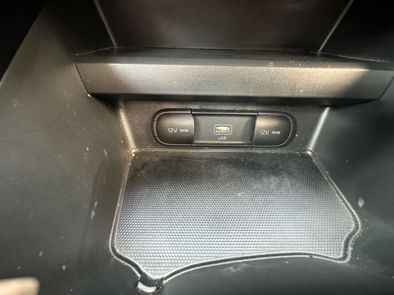 Used 2020 Kia Soul LX image 18