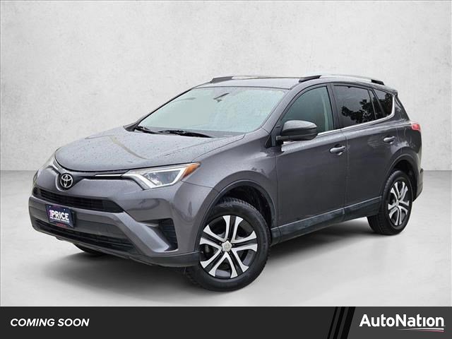 Used 2018 Toyota RAV4 LE FWD image 1