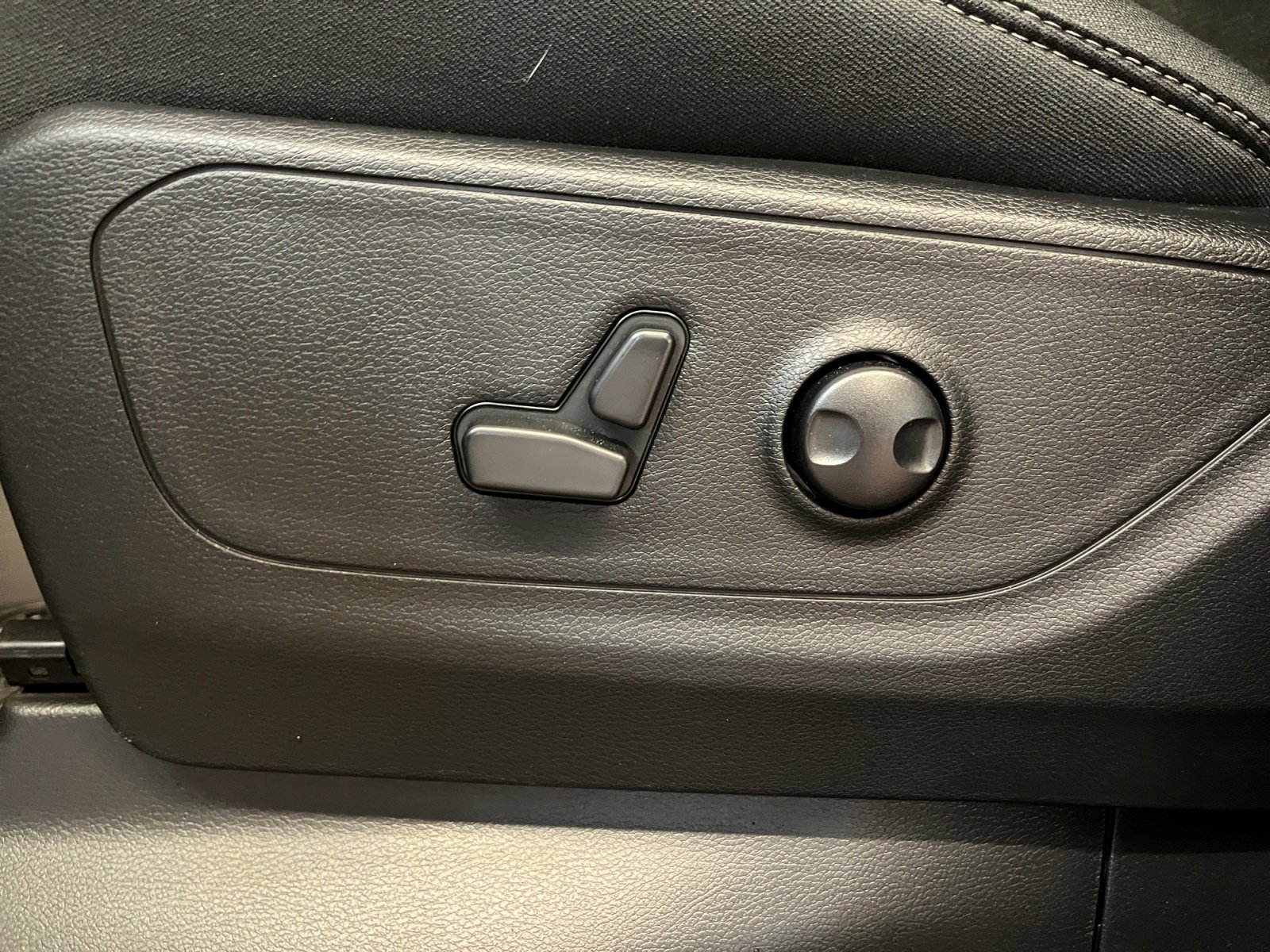 New 2025 RAM 1500 Big Horn image 12