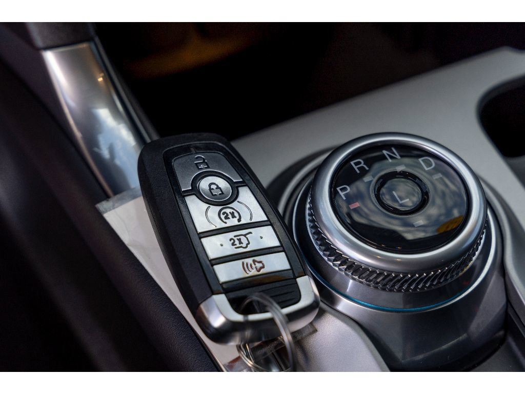 Used 2023 Ford Explorer XLT w/ Equipment Group 202A image 25