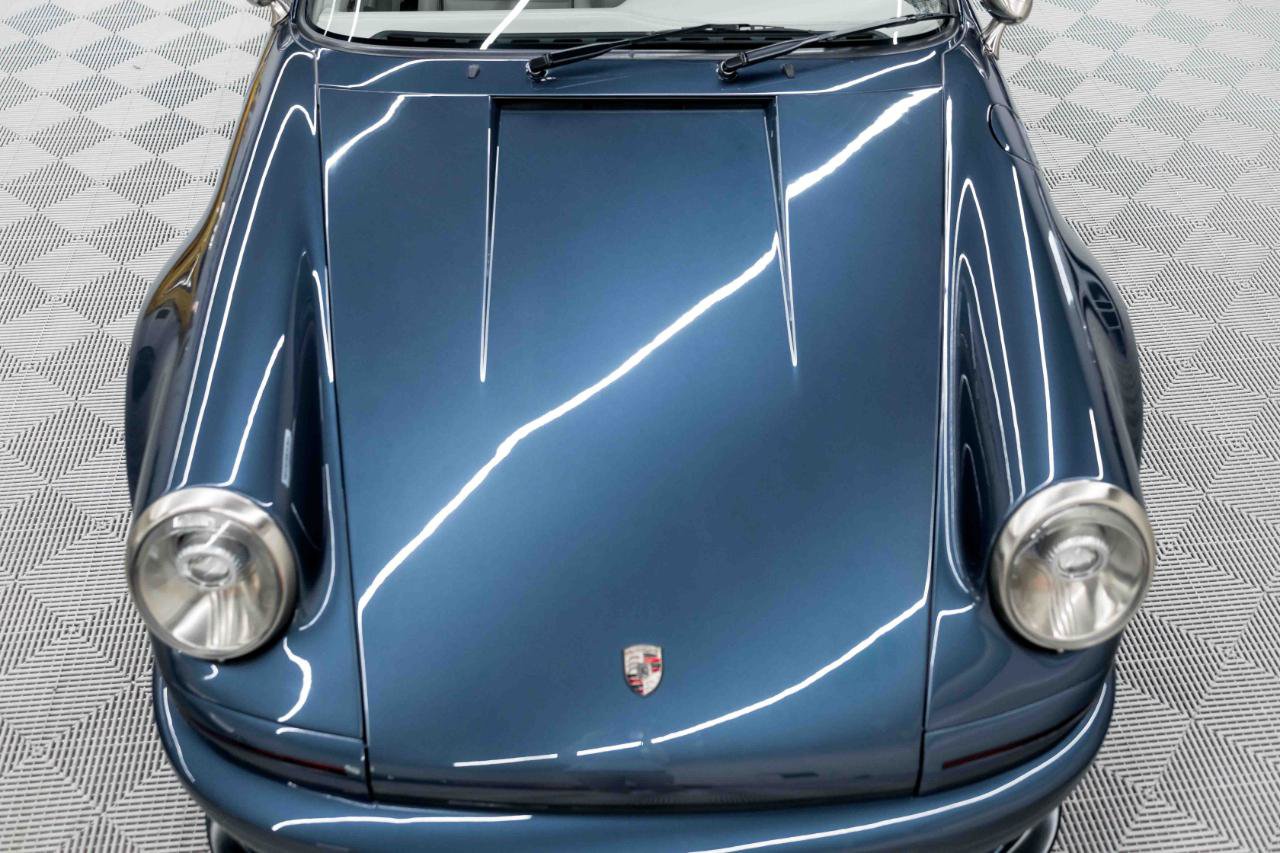 Used 1991 Porsche 911 Carrera image 17