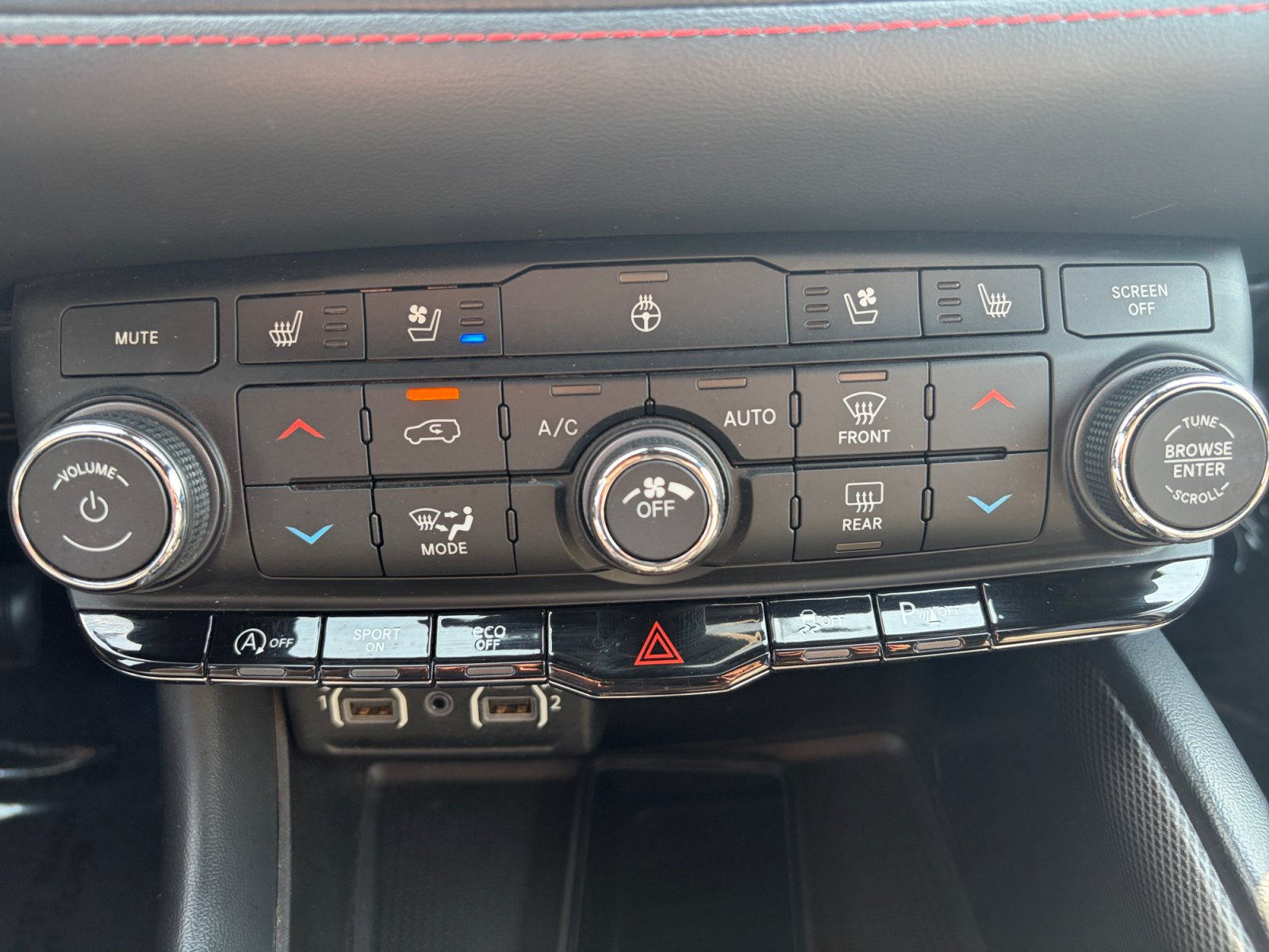 Used 2024 Dodge Durango GT AWD/4WD image 26