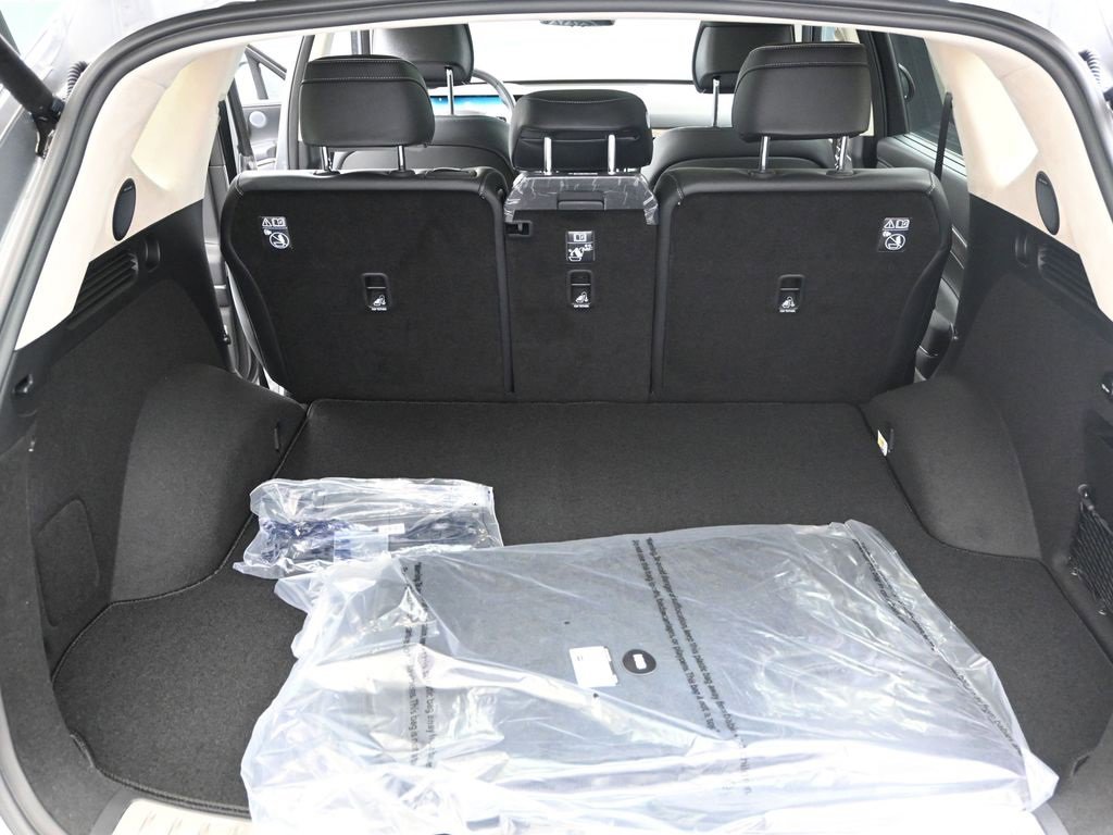 New 2025 Genesis GV80 3.5T Prestige image 18