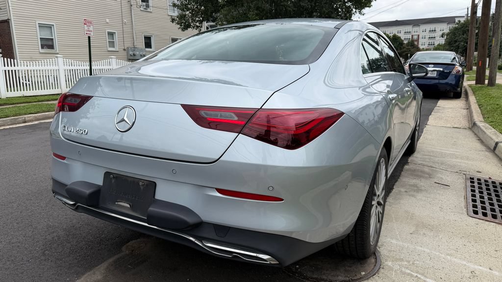 Used 2025 Mercedes-Benz CLA 250 image 5