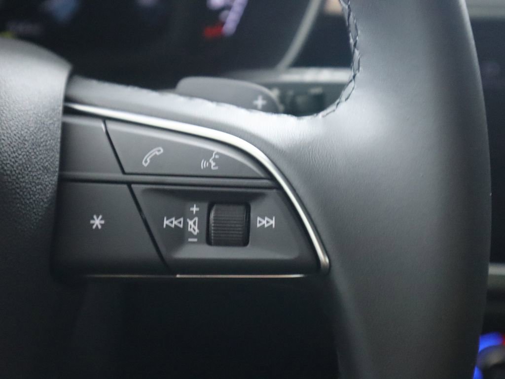 Used 2025 Audi Q3 2.0T Premium w/ Convenience Package image 14