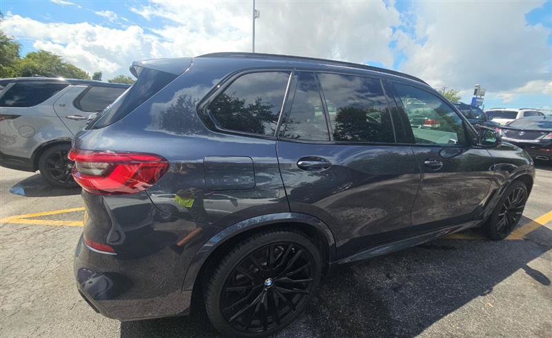 Used 2020 BMW X5 M50i w/ Executive Package AWD/4WD image 12