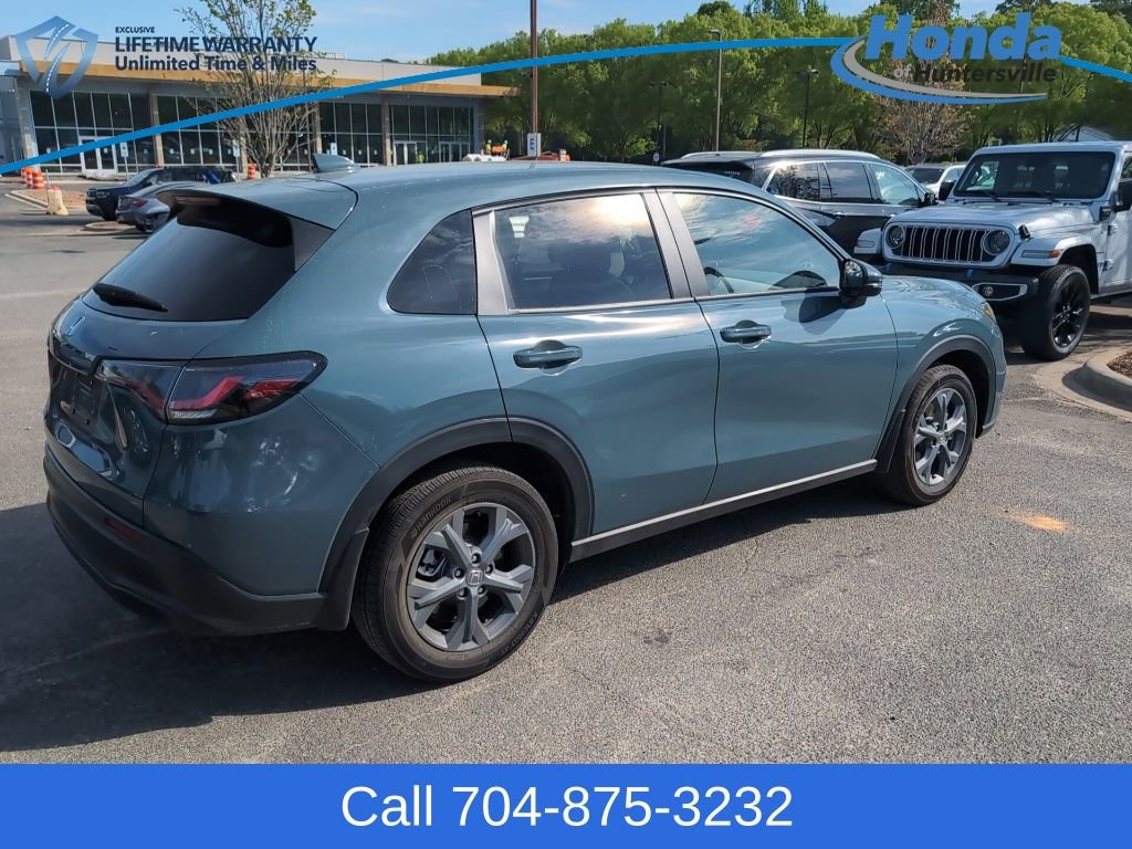 Used 2026 Honda HR-V LX image 8