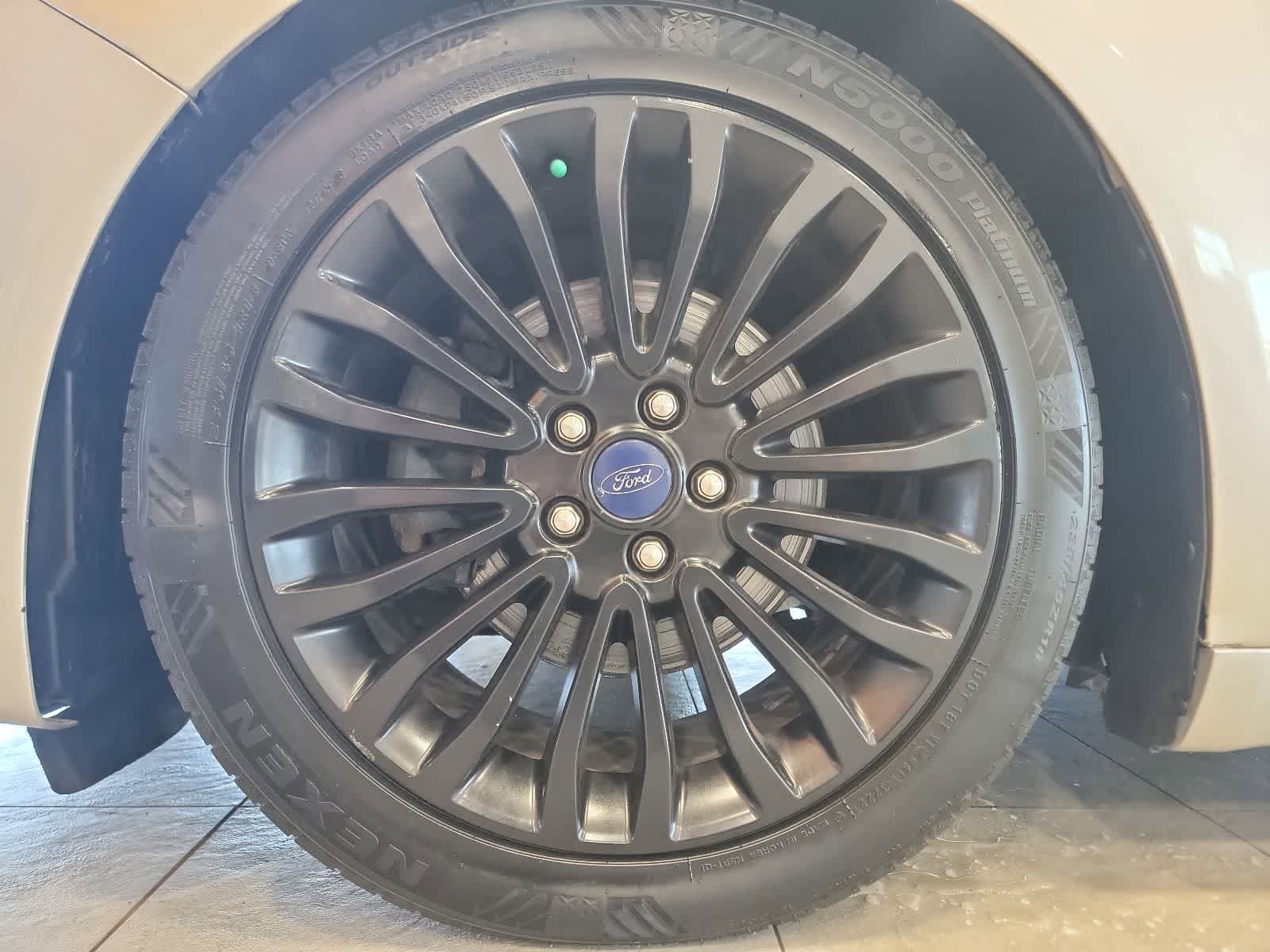 Used 2018 Ford Fusion Titanium AWD/4WD image 9