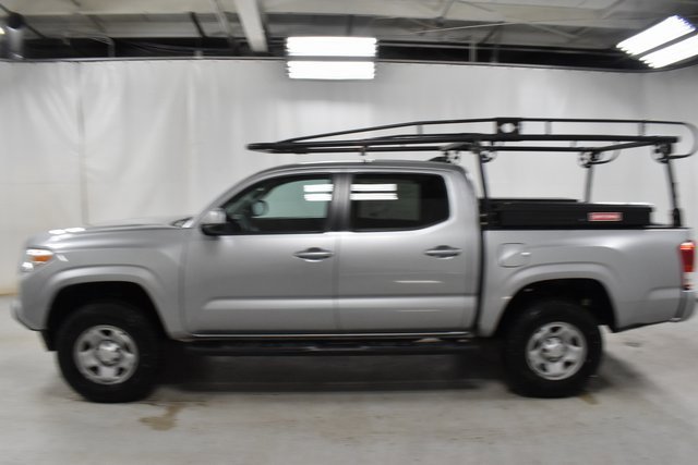 Used 2019 Toyota Tacoma SR w/ SR Convenience Package image 8