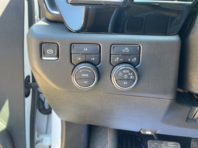 Used 2025 Chevrolet Silverado 2500 LT w/ Convenience Package AWD/4WD image 28