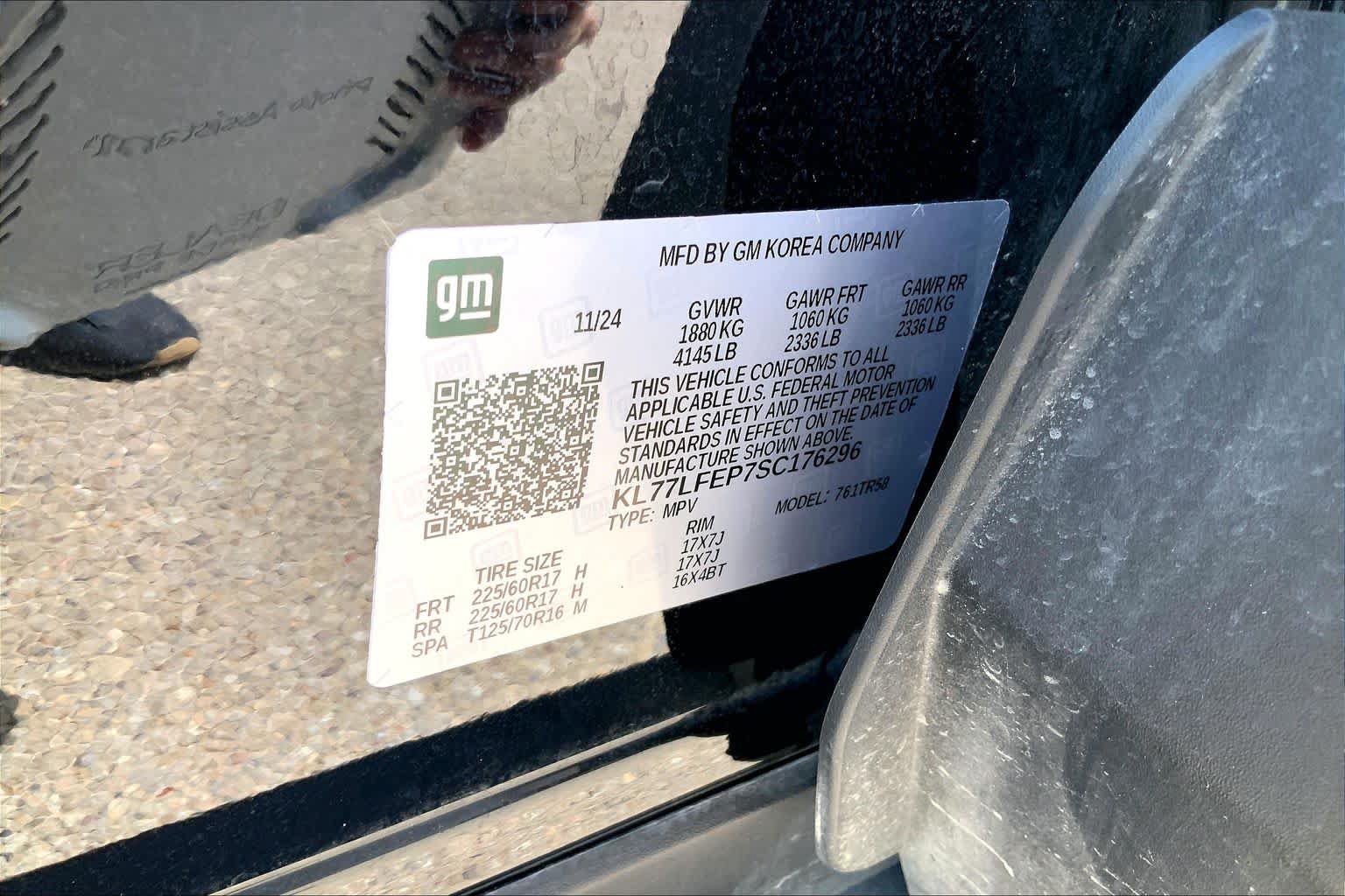 Used 2025 Chevrolet Trax LS FWD image 30