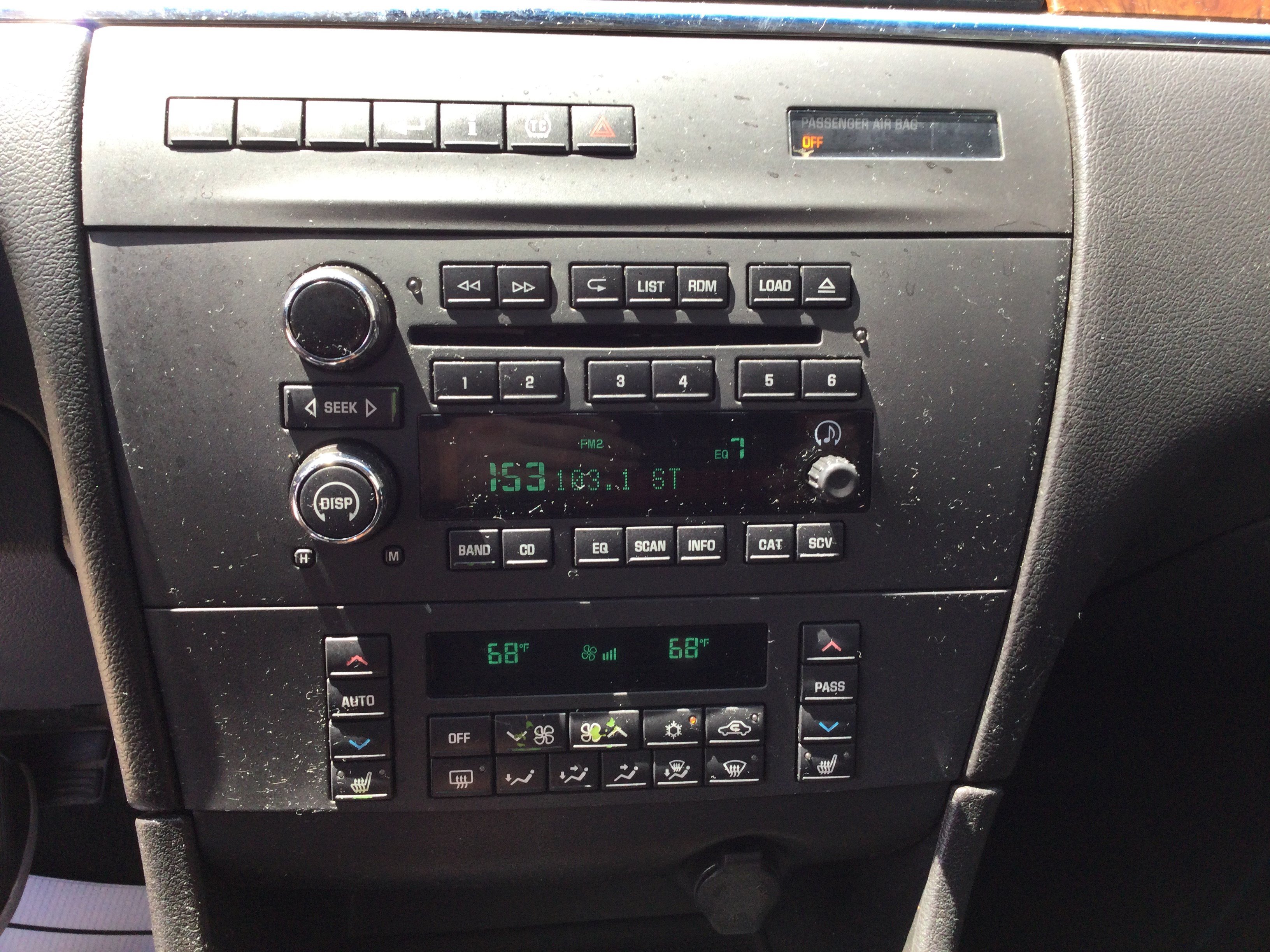 Used 2005 Buick LaCrosse CXS w/ Gold Convenience Package FWD image 10