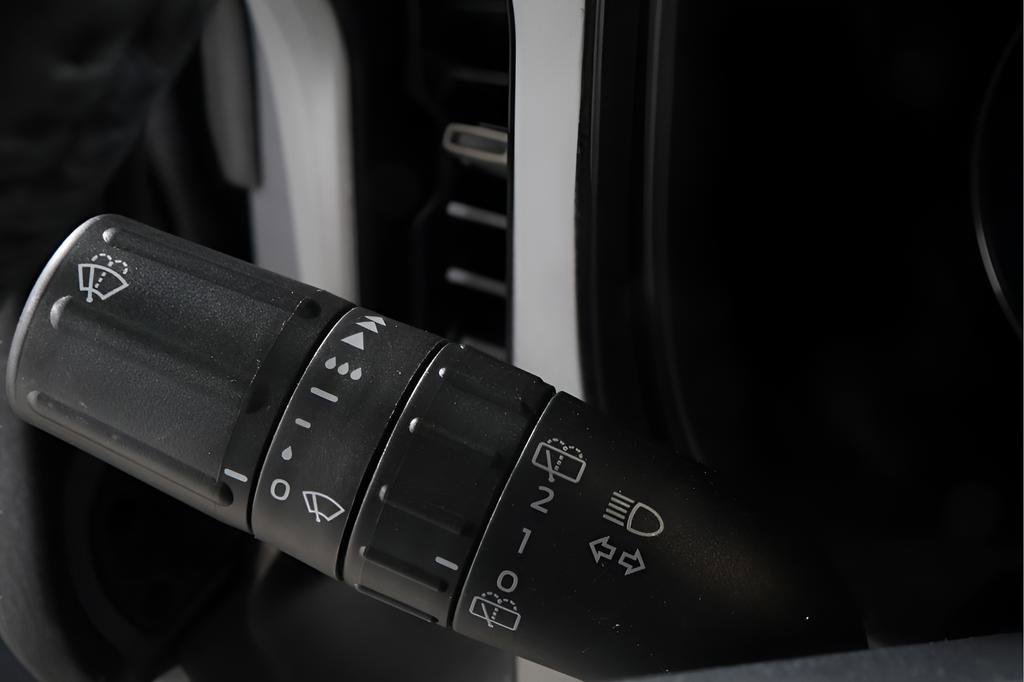 Used 2023 Ford Bronco Big Bend image 19