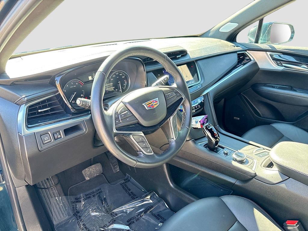 Used 2024 Cadillac XT5 Premium Luxury image 9