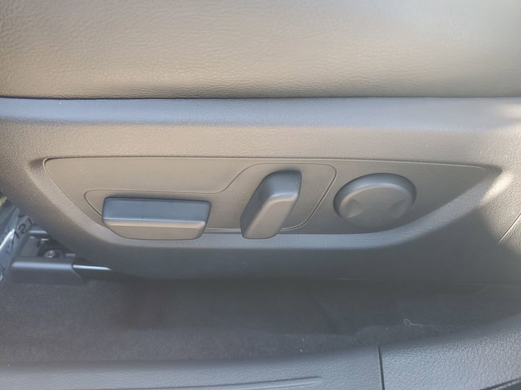 New 2026 MAZDA CX-50 AWD 2.5 S w/ Premium Package image 17