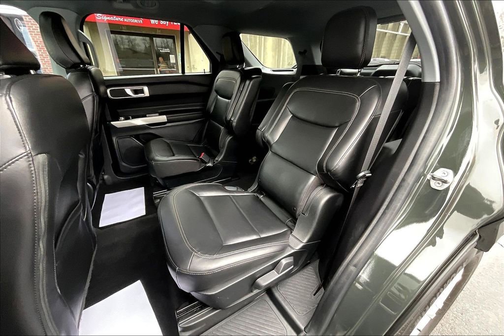 Used 2022 Ford Explorer XLT w/ Equipment Group 202A image 25
