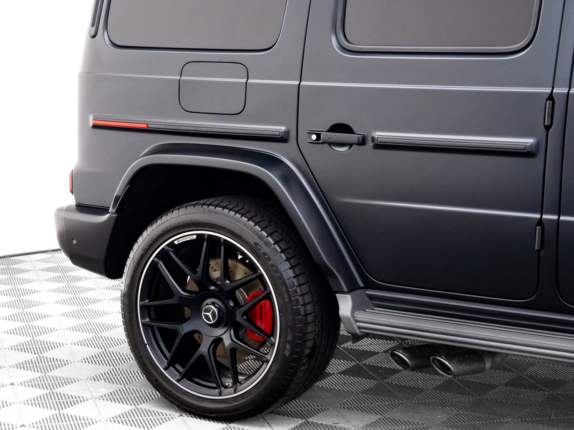 Used 2025 Mercedes-Benz G 63 AMG 4MATIC image 40