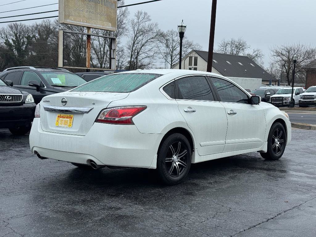 Used 2015 Nissan Altima 2.5 S w/ Power Driver Seat Package FWD image 6