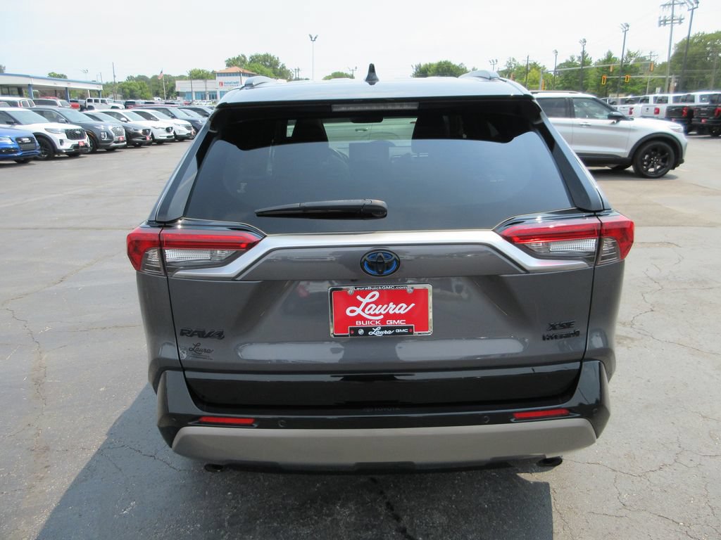 Used 2024 Toyota RAV4 XSE w/ Advanced Technology Package AWD/4WD image 7