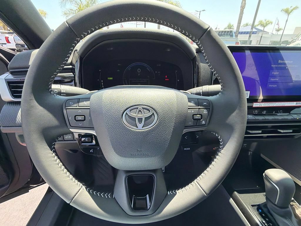 New 2026 Toyota Camry Hybrid FWD image 23