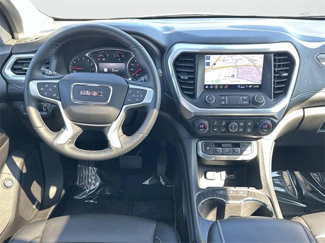 Used 2023 GMC Acadia SLT w/ Preferred Package image 2