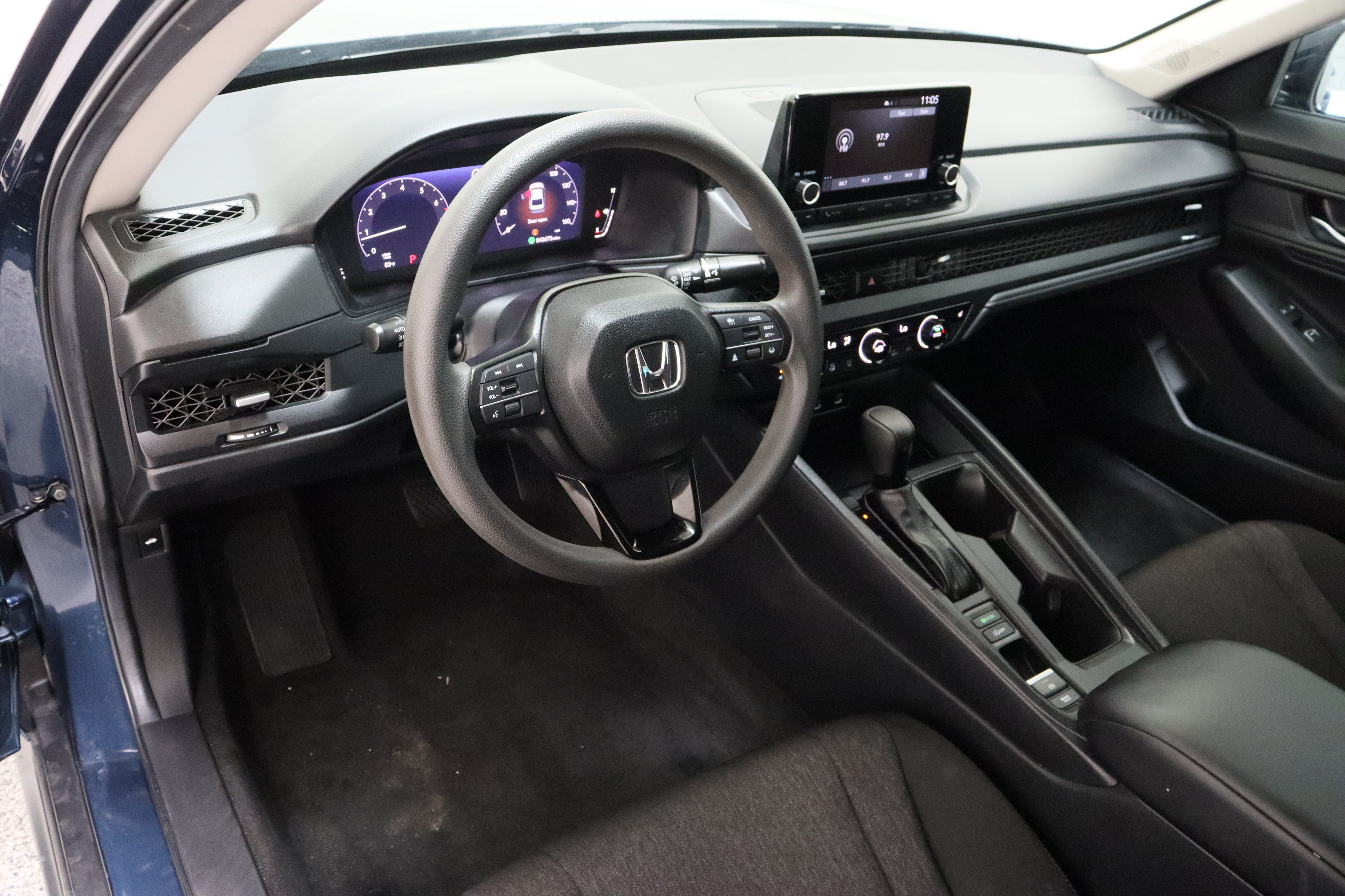 Used 2024 Honda Accord EX image 13