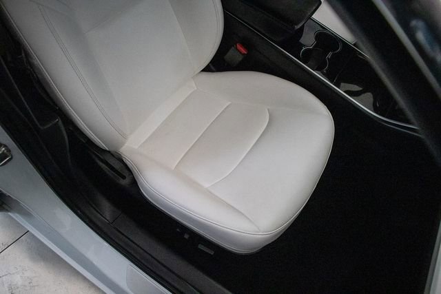 Used 2018 Tesla Model 3 Long Range AWD/4WD image 17