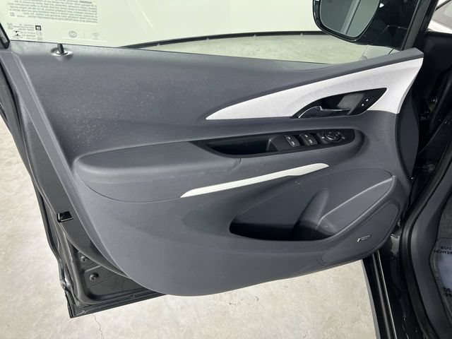 Used 2020 Chevrolet Bolt Premier w/ Infotainment Package FWD image 20