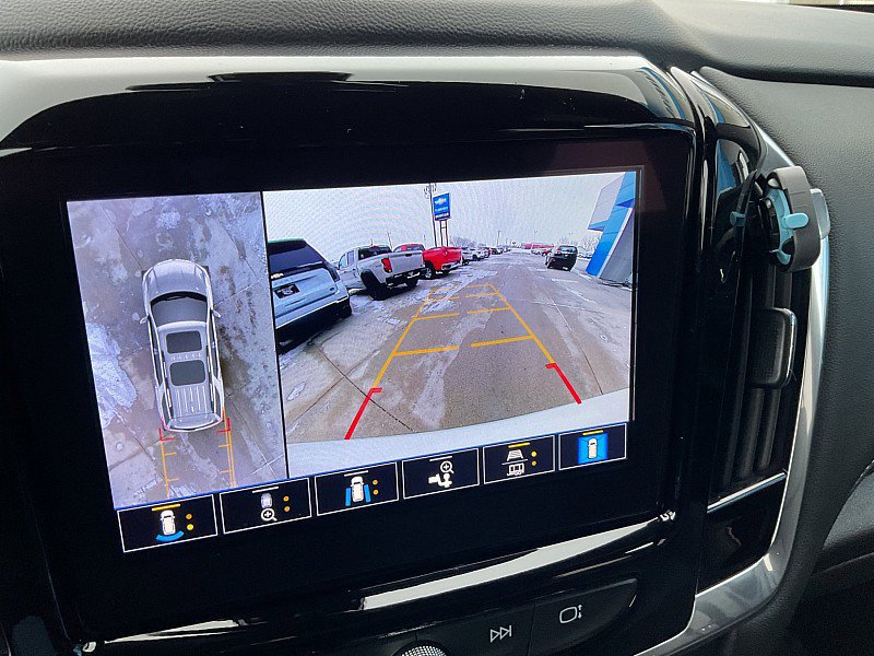 Used 2023 Chevrolet Traverse Premier image 24