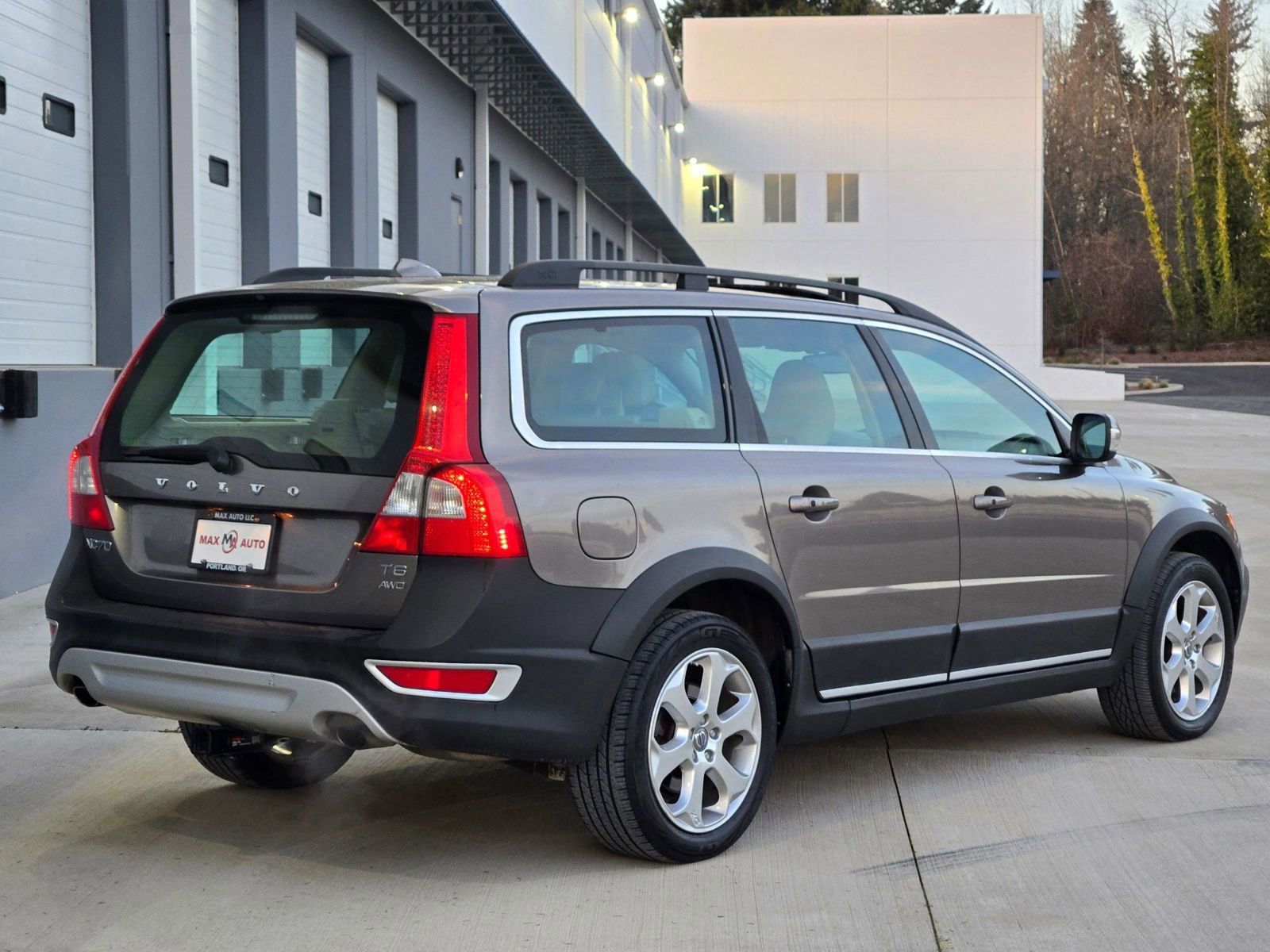 Used 2011 Volvo XC70 T6 image 8